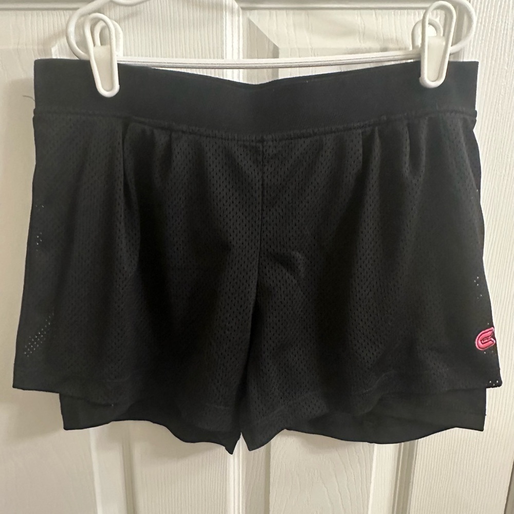 Colosseum Women’s Black Athletic Shorts Size Medium